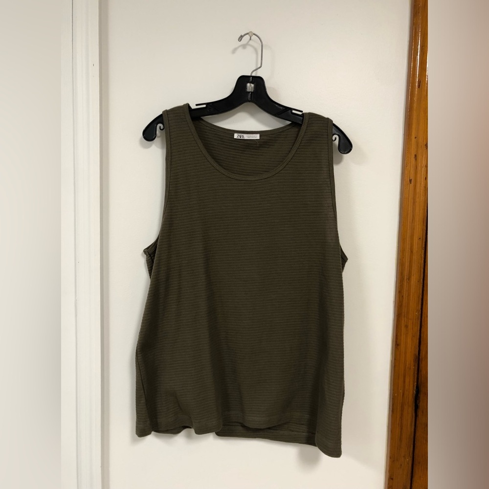 Zara Women's tank top size Medium color Olive
